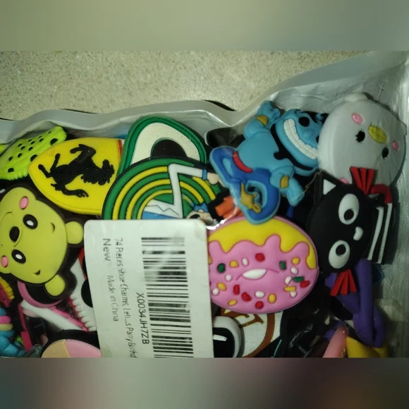 74 Pieces Pretty Shoe Charms  Mixed 😍 - Picture 3 of 5